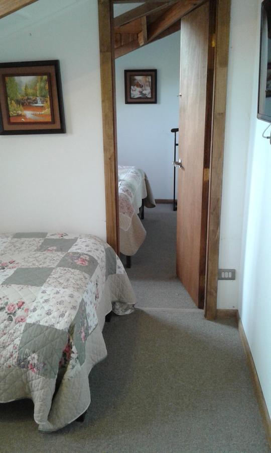 Hostal Valentino Villarrica Buitenkant foto