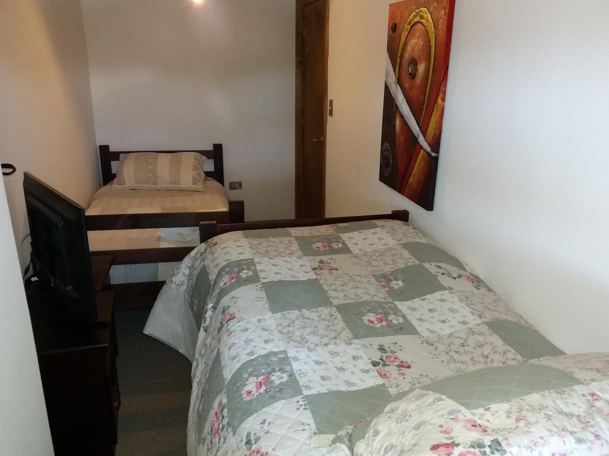 Hostal Valentino Villarrica Buitenkant foto