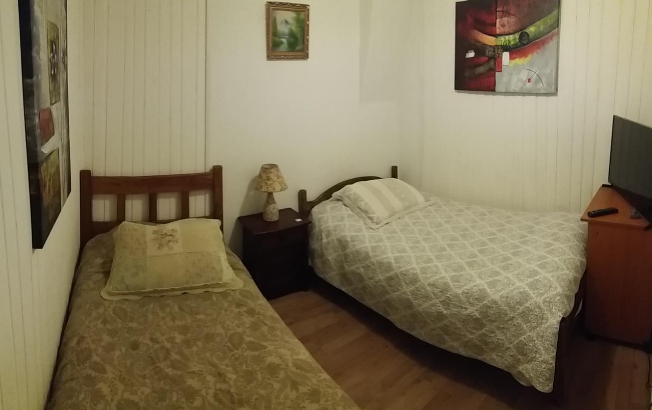 Hostal Valentino Villarrica Buitenkant foto
