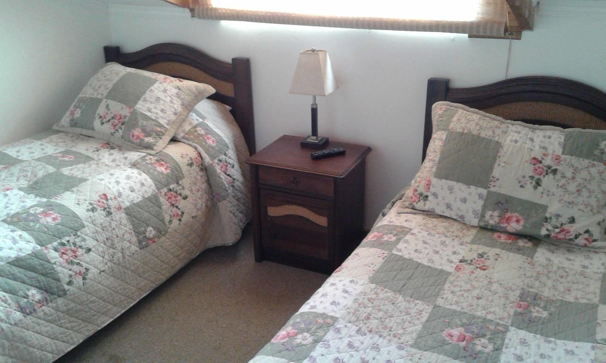 Hostal Valentino Villarrica Buitenkant foto