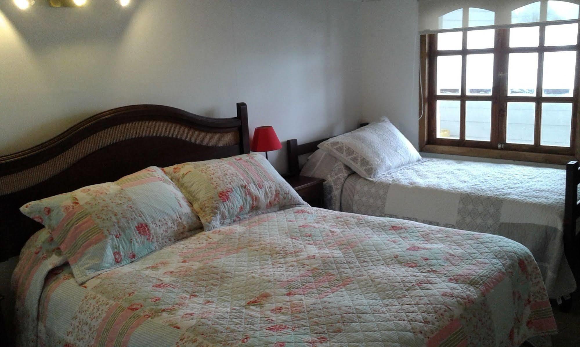Hostal Valentino Villarrica Buitenkant foto