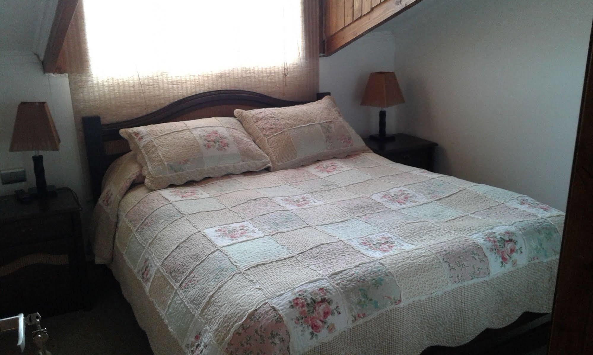 Hostal Valentino Villarrica Buitenkant foto